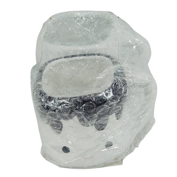 180 Degrees Marshmallow Hot Cocoa Mugs Set of 2 White Drip Cups with Handles - Picture 1 of 8